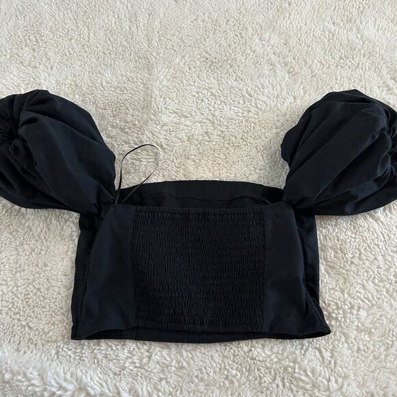 Abercrombie & Fitch Top Womens Black Puff Sleeve Smocked Crop Size XS - Picture 4 of 6